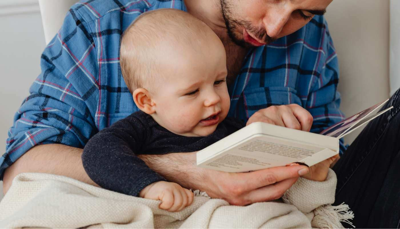 Black & White Baby Books and Toys: Why are They So Good For Newborns?-Hello-Charlie