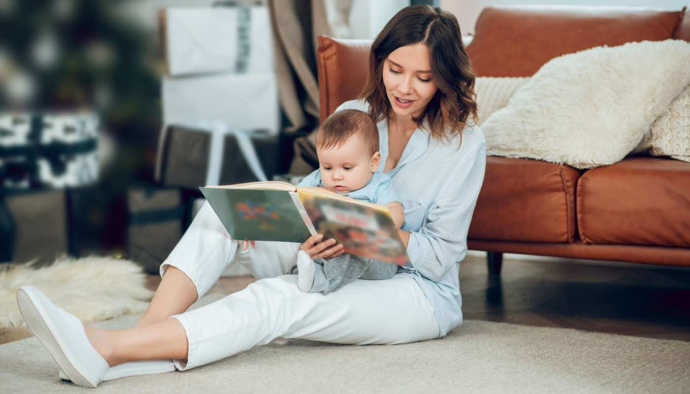 Why You Should Start Reading to Your Baby Today-Hello-Charlie