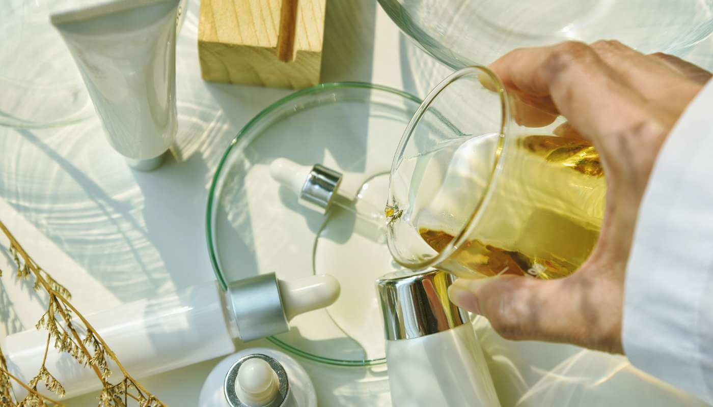 30-Ingredients-to-Avoid-in-Personal-Care-Products Hello Charlie
