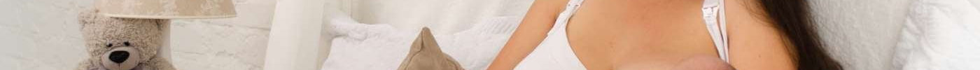 All your breastfeeding essentials: recommended by mums - Hello Charlie