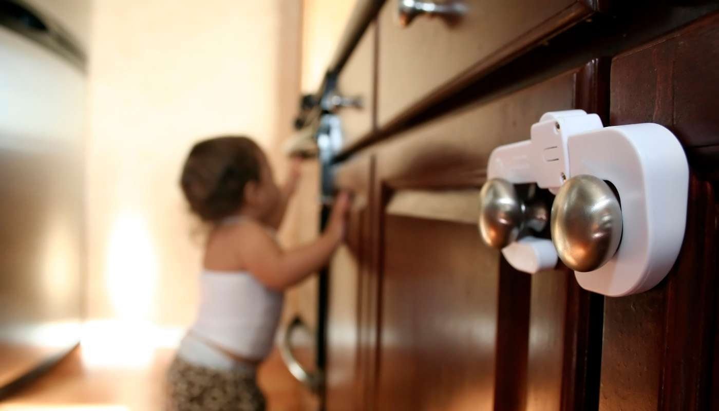 Babyproofing: How to Make your Home Safe & Non Toxic for Baby - Hello Charlie