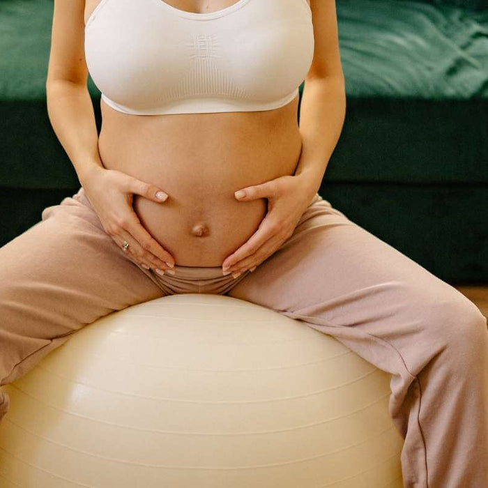 Postpartum Pelvic Floor Exercises for New Mums-Hello-Charlie