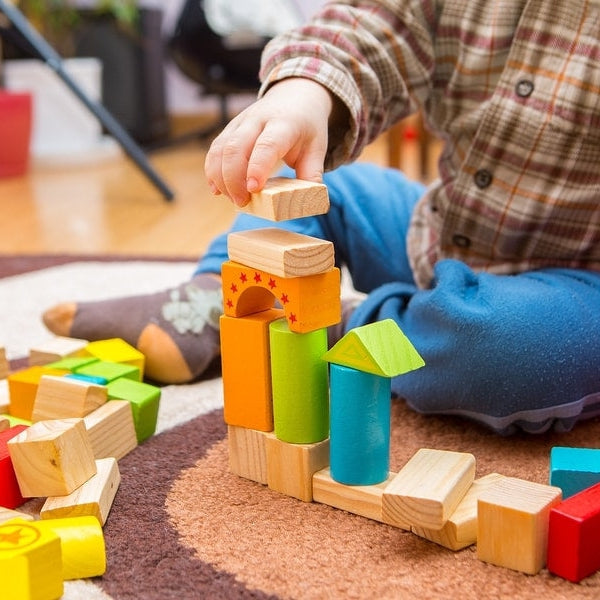 How Simple Toys Make Your Baby Smarter-Hello-Charlie