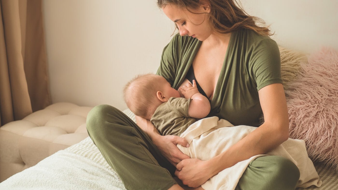 Empowering Mums: Celebrate Breastfeeding Awareness Week with Hello Charlie - Hello Charlie