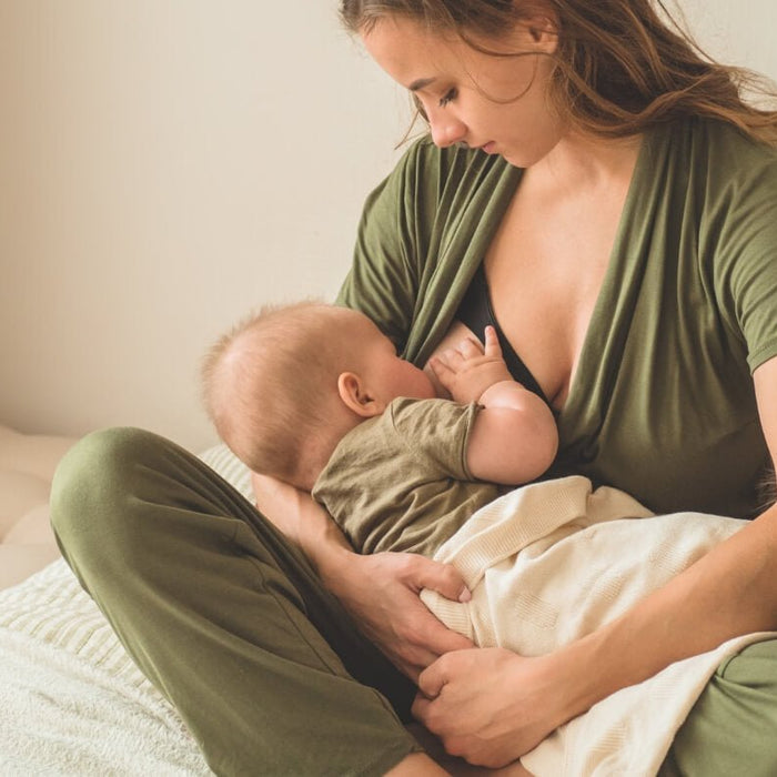 Empowering Mums: Celebrate Breastfeeding Awareness Week with Hello Charlie - Hello Charlie