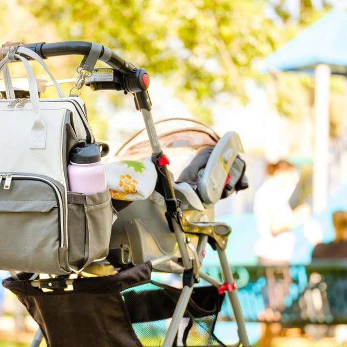 Everything You Need to Pack in Your Nappy Bag - Hello Charlie