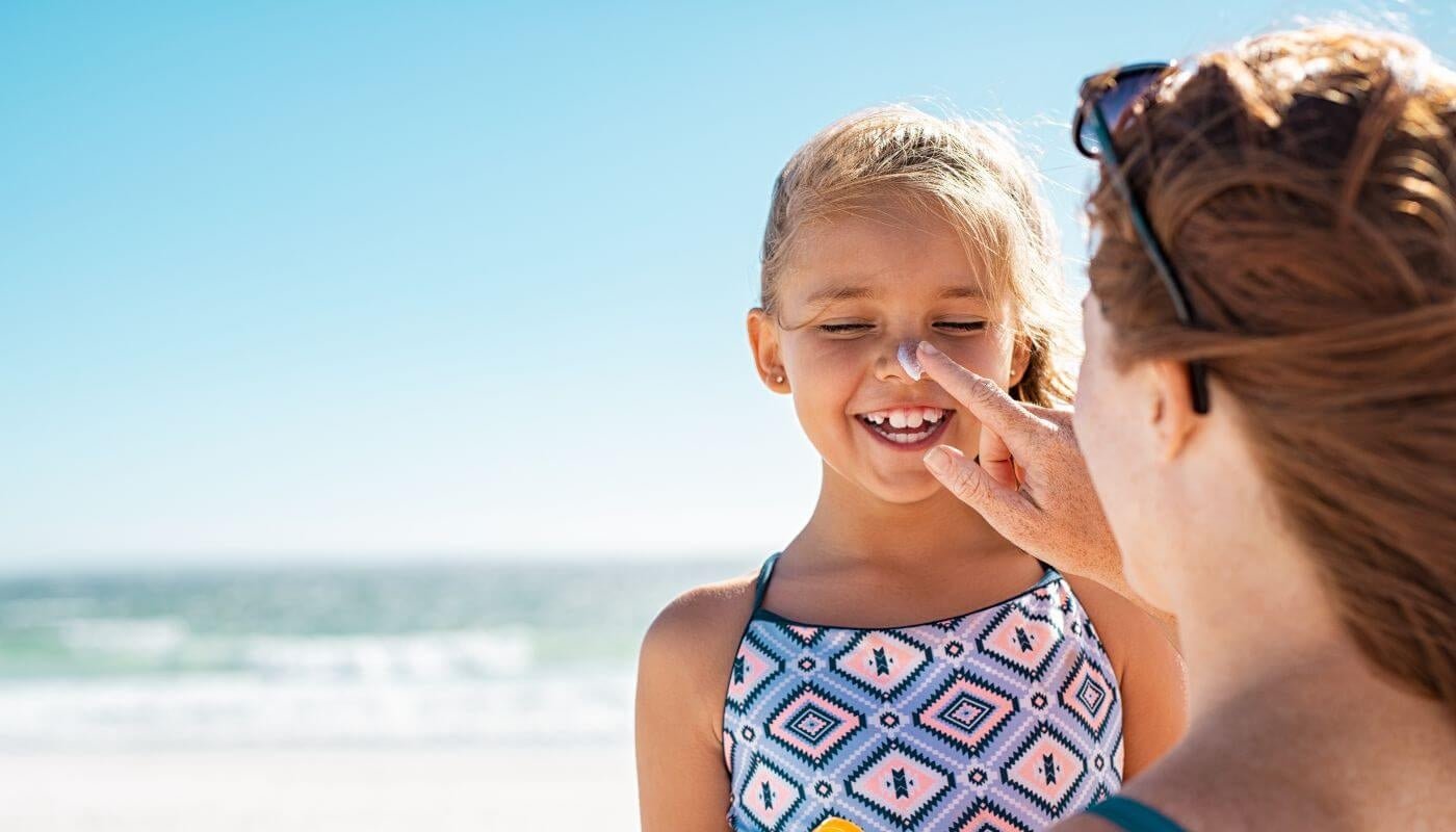 How to Choose a Good Natural Sunscreen - Hello Charlie
