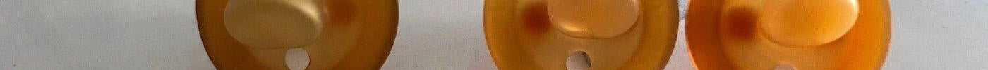 Natural Rubber Soothers: Size and Colour Difference - Hello Charlie
