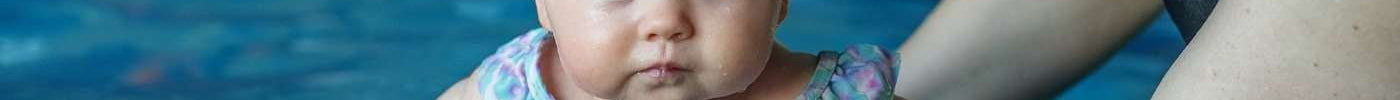When Should You Start Swimming with Your Baby? - Hello Charlie