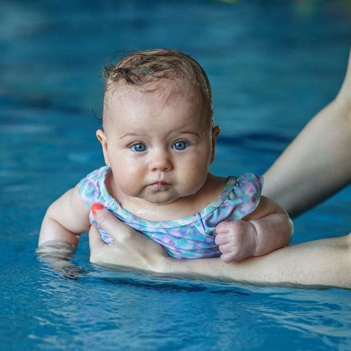 When Should You Start Swimming with Your Baby? - Hello Charlie