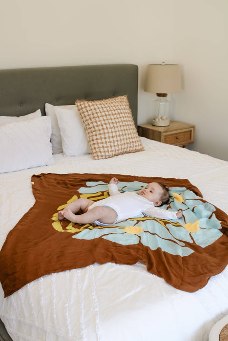 Organic Muslin Swaddle - Fleur (Limited Edition): Fleur - Umber