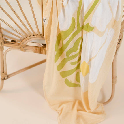 Kiin Baby Organic Muslin Swaddle - Fleur (Limited Edition): Fleur - Umber