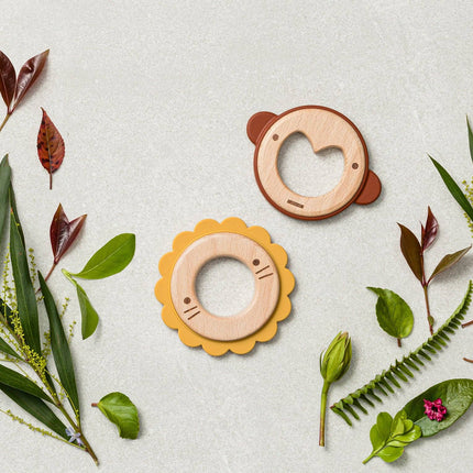 Lee the Lion Teether Wood + Silicone