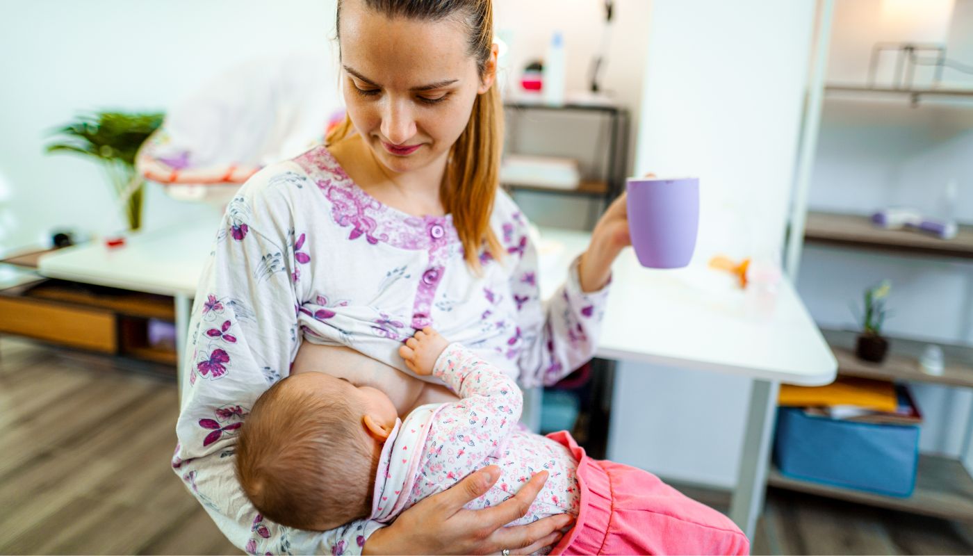 8 Tips For Feeding Baby In The First Year