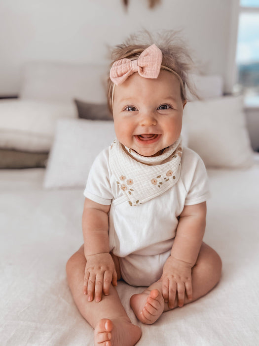 Organic Muslin Bib Daisy