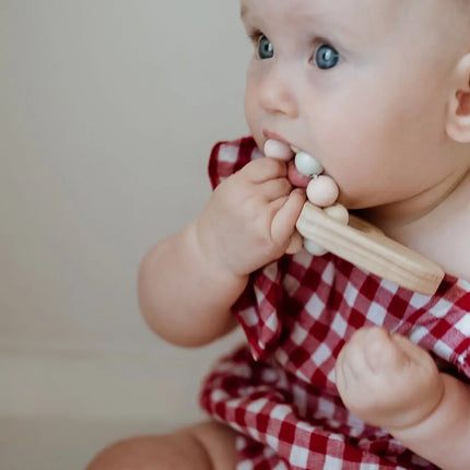 Hess Spielzeug Wooden Rattle - Heart-Hess Spielzeug-Hello Charlie
