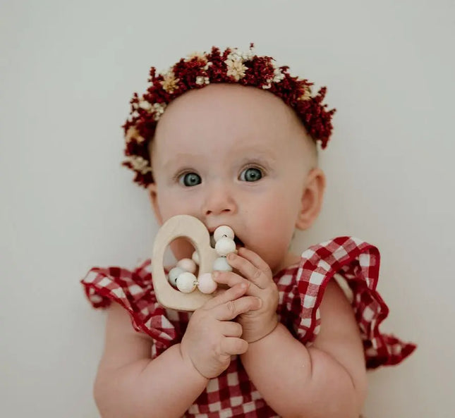 Hess Spielzeug Wooden Rattle - Heart-Hess Spielzeug-Hello Charlie