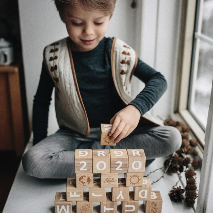 Kinderfeets Bamboo Alphabet Blocks - Hello Charlie