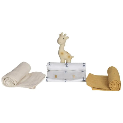 Tikiri Giraffe Teether & Organic Muslin Wraps - Baby Gift Set-Tikiri-Hello Charlie