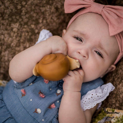 Tikiri My First Garden Natural Rubber Teether & Rattle - Snail-Tikiri-Hello Charlie