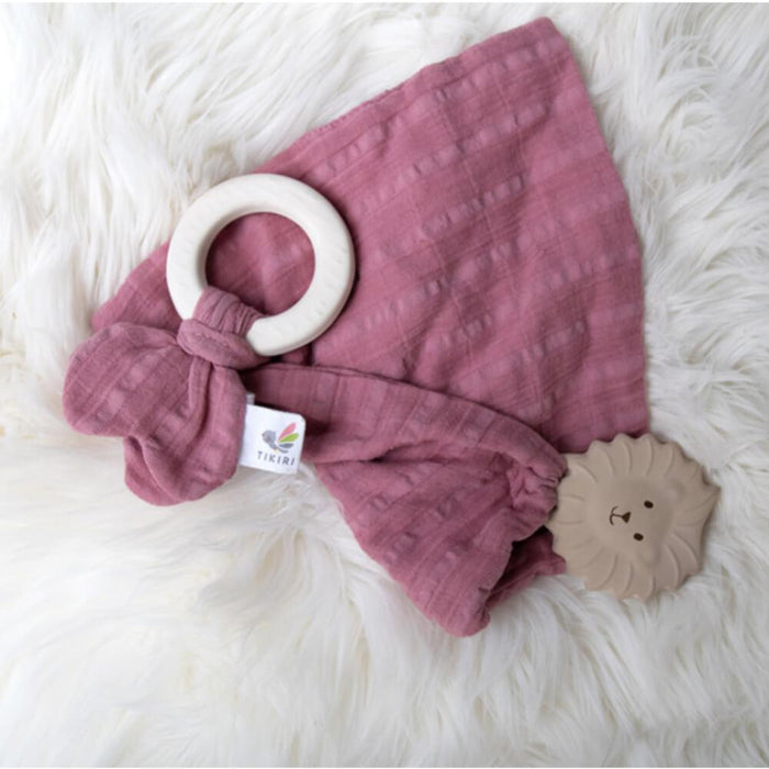 Tikiri Natural Rubber Teether with Muslin - Dusty Pink - Hello Charlie