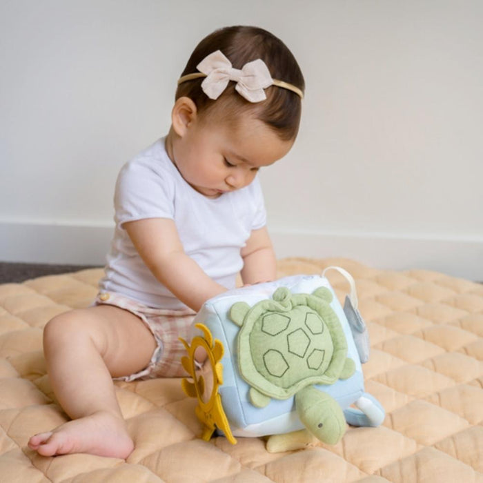 Tikiri Ocean Baby Activity Cube - Hello Charlie