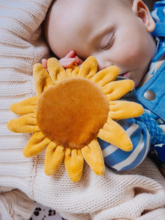 Tikiri Organic Sensory Scrunchie Toy - Sun Flower - Hello Charlie