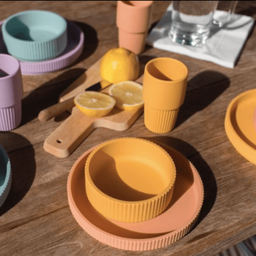 We Might Be Tiny Picnies Outdoor Silicone Cups – Sunshine - Hello Charlie