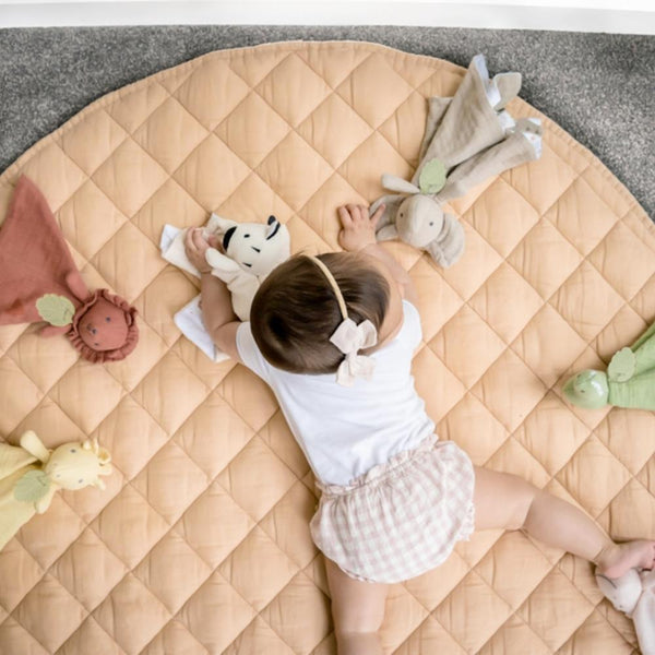 Tikiri Organic Baby Comforter & Teether - Giraffe--Hello-Charlie